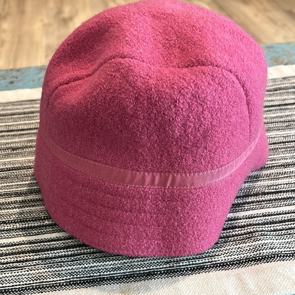 Betmar NY Pink Wool Cloche Hat Vintage Style Ribbon Detail - Picture 4 of 4